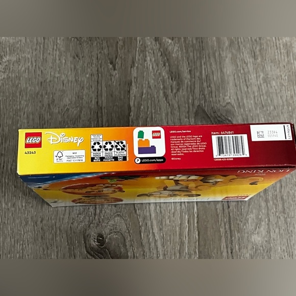 Lego the lion king 43243 Yellow Building Set Simba Figure - Picture 3 of 3